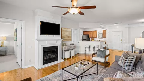 3250 Margellina Dr, Charlotte, NC 28210