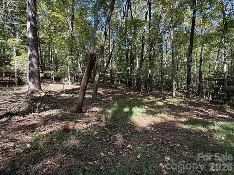 Secluded Circle, Marion, NC 28752 photo 14