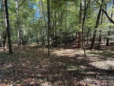 Secluded Circle, Marion, NC 28752 photo 16