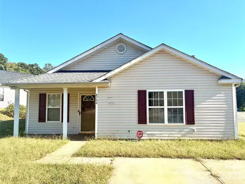 4706 Bomar Dr, Charlotte, NC 28216