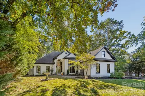 433 Wilby Dr, Charlotte, NC 28270