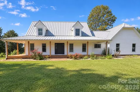 2405 Startown Rd, Newton, NC 28658