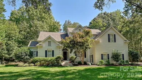 16521 Plantation Woods Dr, Charlotte, NC 28278