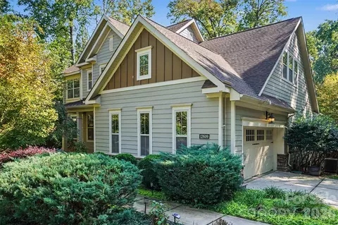 12609 Burr Oak Ln, Charlotte, NC 28278