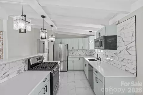5426 Milford Rd, Charlotte, NC 28210