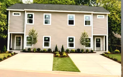 1117 Tennyson St, Charlotte, NC 28208