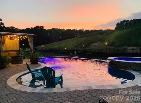 111 Tetcott St, Mooresville, NC 28115