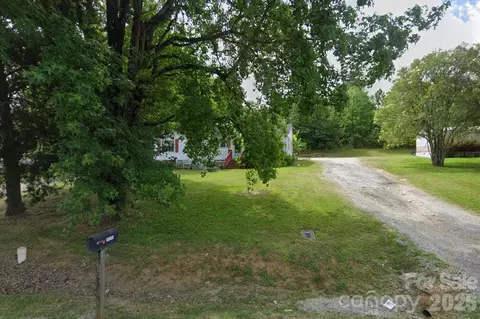 1350 Camp Dr, Lancaster, SC 29720 photo 1