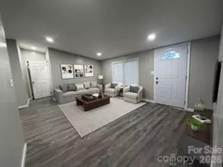 Living - 282 Dixon Rd, Lancaster, SC 29720 photo 1 of 3