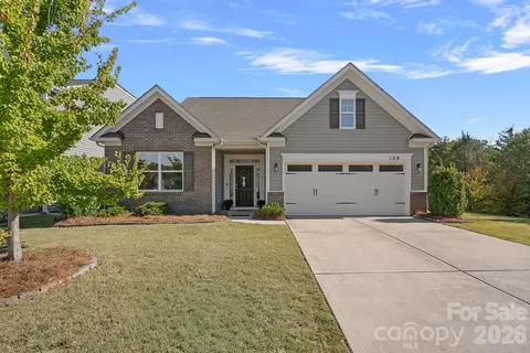 159 Suggs Mill Dr, Mooresville, NC 28115