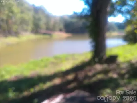 3159 Loomis St, Lincolnton, NC 28092
