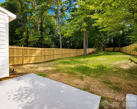 3314 Campbell Dr, Charlotte, NC 28205