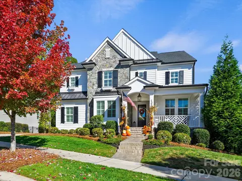 13513 Old Store Rd, Huntersville, NC 28078