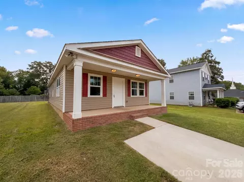 109 Lakewood Ave, Charlotte, NC 28208
