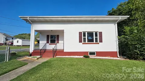 114 School St, Belmont, NC 28012
