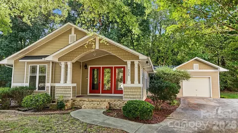 454 Mables Ct, Statesville, NC 28677