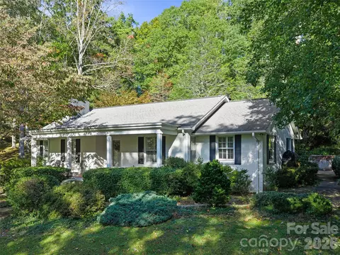 753 Ransom Silvers Rd, Burnsville, NC 28714