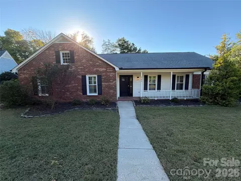 4704 Benridge Ln, Charlotte, NC 28226