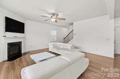 Living - 1122 Loggerhead Dr, Lancaster, SC 29720 photo 3 of 4