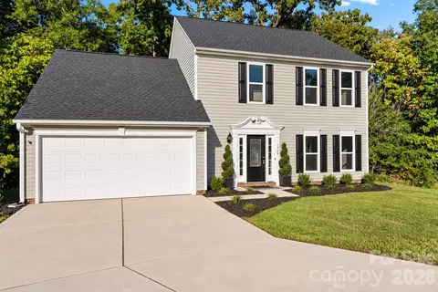 1319 Red Tallen Ct, Charlotte, NC 28214