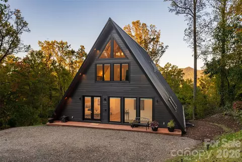 125 Carolina Lily Ln, Asheville, NC 28804