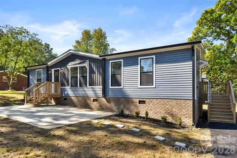 Exterior - 1105 Marion St, Lancaster, SC 29720 photo 3 of 4