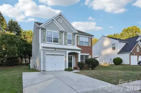 1217 Stourbridge Lion Dr, Charlotte, NC 28213