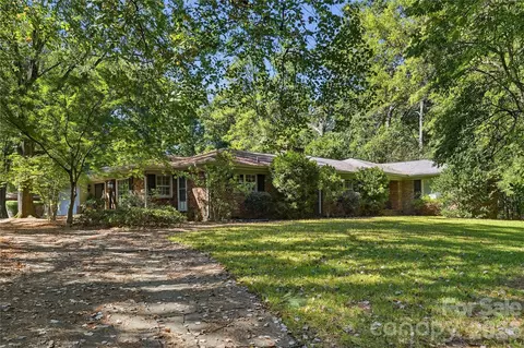 7600 Park Rd, Charlotte, NC 28210