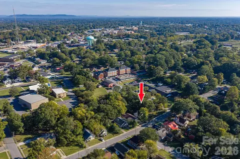 View/Area - 407 3rd Se Ave SE, Hickory, NC 28602 photo 1 of 1