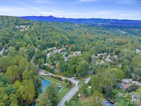 99999 Millbrae Loop, Hendersonville, NC 28791