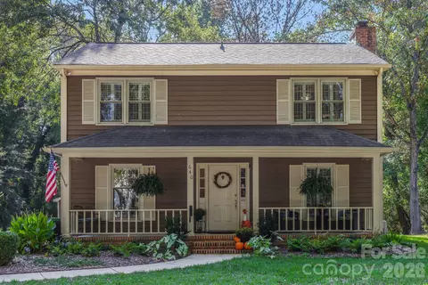 640 Heather Ln, Charlotte, NC 28209