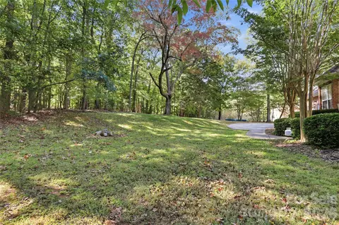 Exterior - 714 Bridgewater Dr, Monroe, NC 28112 photo 4 of 6