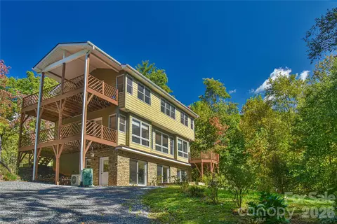 227 David Ridge Rd, Black Mountain, NC 28711