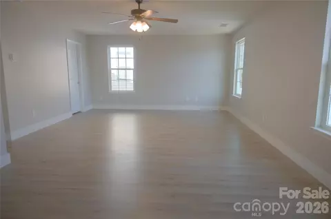 Living - 10924 Tailwater St, Davidson, NC 28036 photo 2 of 3