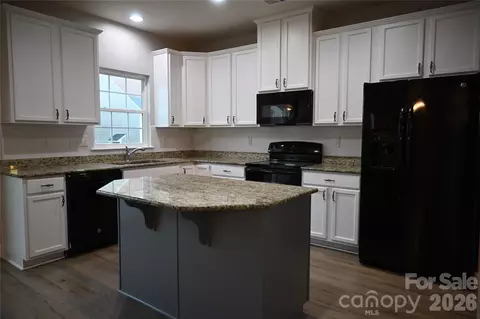 Kitchen - 10924 Tailwater St, Davidson, NC 28036 photo 1 of 1