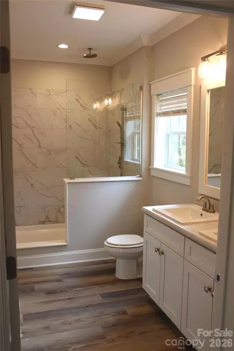 Bath - 5 Adell Dr, Fletcher, NC 28732 photo 1 of 4