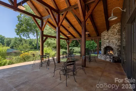 Exterior - 70 Meadow View Rd, Brevard, NC 28712 photo 8 of 10