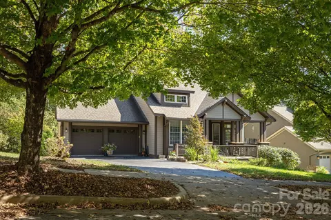 Exterior - 70 Meadow View Rd, Brevard, NC 28712 photo 7 of 10