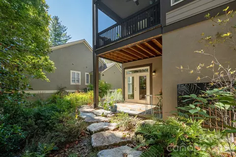 Exterior - 70 Meadow View Rd, Brevard, NC 28712 photo 6 of 10