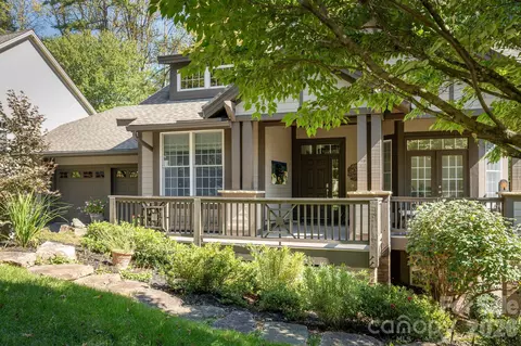 Exterior - 70 Meadow View Rd, Brevard, NC 28712 photo 2 of 10