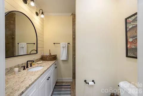 Bath - 70 Meadow View Rd, Brevard, NC 28712 photo 8 of 8