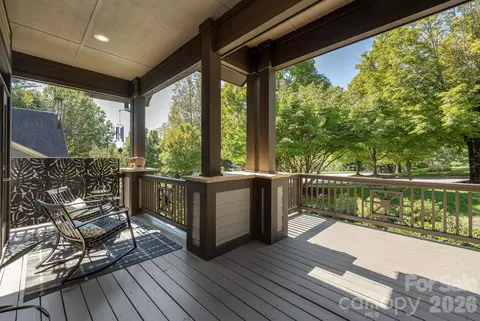 Exterior - 70 Meadow View Rd, Brevard, NC 28712 photo 3 of 10