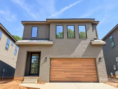 725 E 28th St, Charlotte, NC 28205