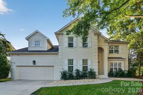 10513 Orchid Hill Ln, Charlotte, NC 28277