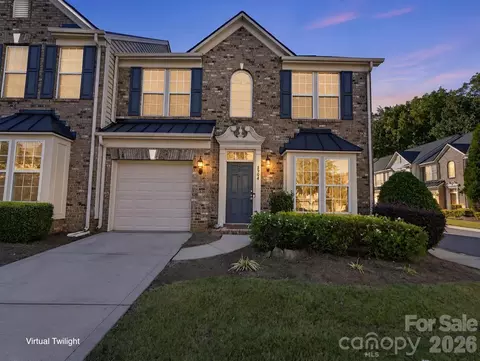 5904 Union Pacific Ave, Charlotte, NC 28210