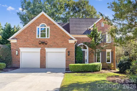 6311 Hawkwood Ln, Charlotte, NC 28277