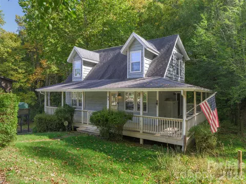 99 Cripple Creek Rd, Waynesville, NC 28785