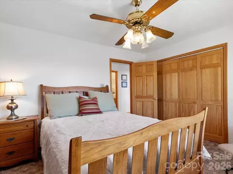 Bedroom - 807 Pine Tree Rd, Spruce Pine, NC 28777 photo 8 of 9