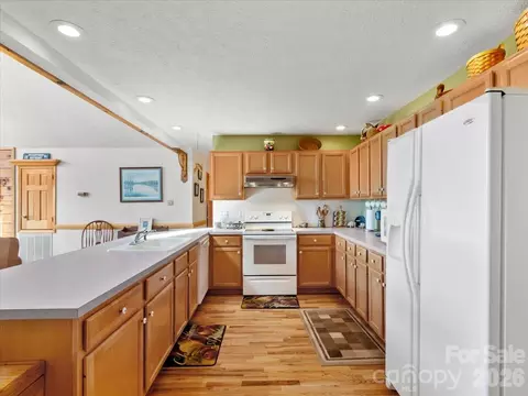 Kitchen - 807 Pine Tree Rd, Spruce Pine, NC 28777 photo 2 of 4