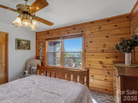 Bedroom - 807 Pine Tree Rd, Spruce Pine, NC 28777 photo 9 of 9